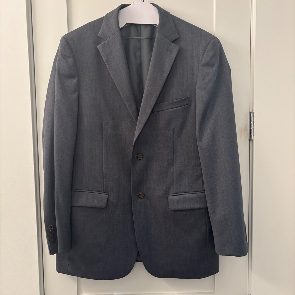 Travel Smith Men's Gray Blazer Two Button Sport Coat Casual Size 42L With Pants
